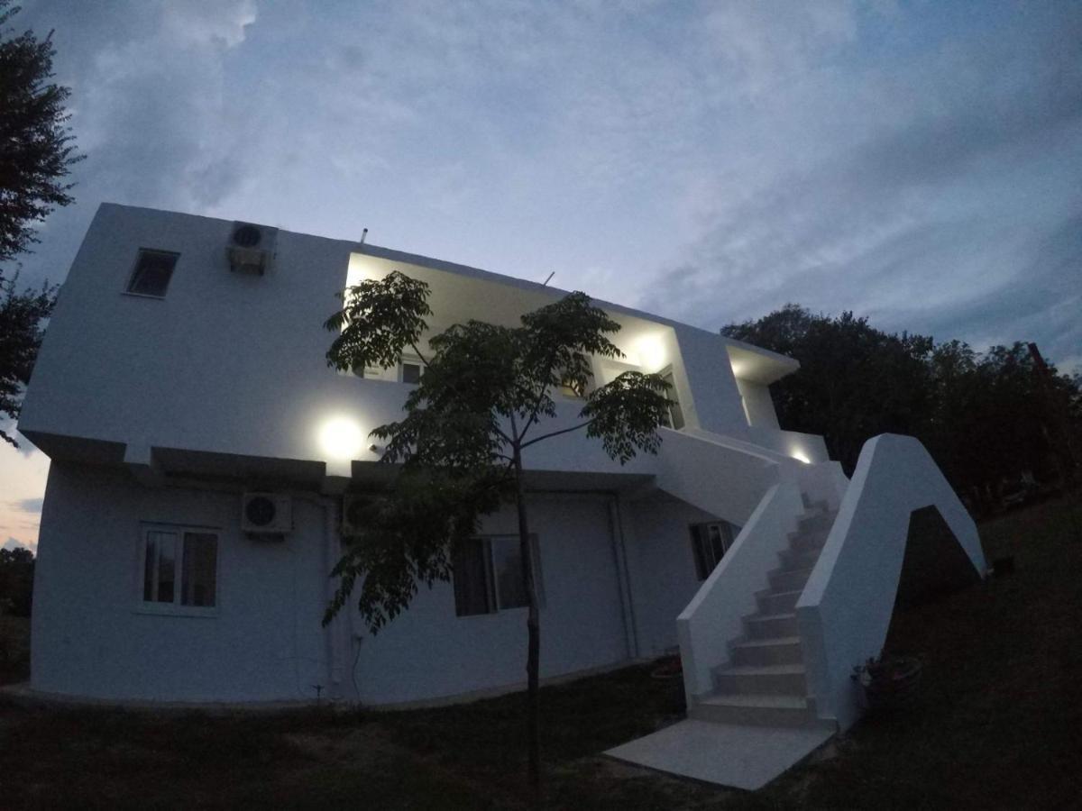 Mar Nero Apartments Bregvija Dış mekan fotoğraf
